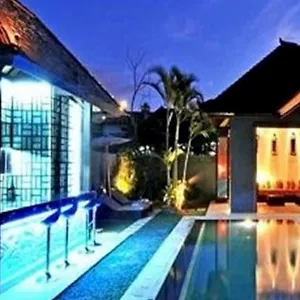 samudra-raya-luxury-villa.ubudhotelsnow.com/